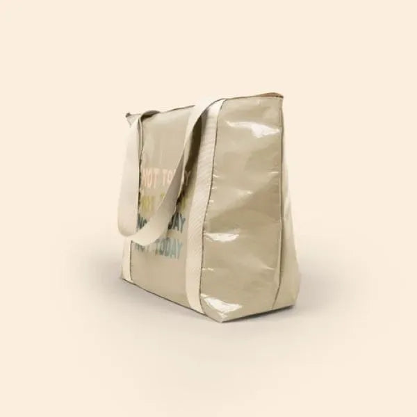WEEKENDER - LAMINATED NON-WOVEN RPET