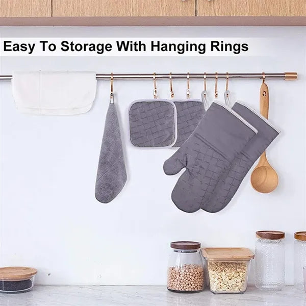Oven Mittens With Hanging Hole