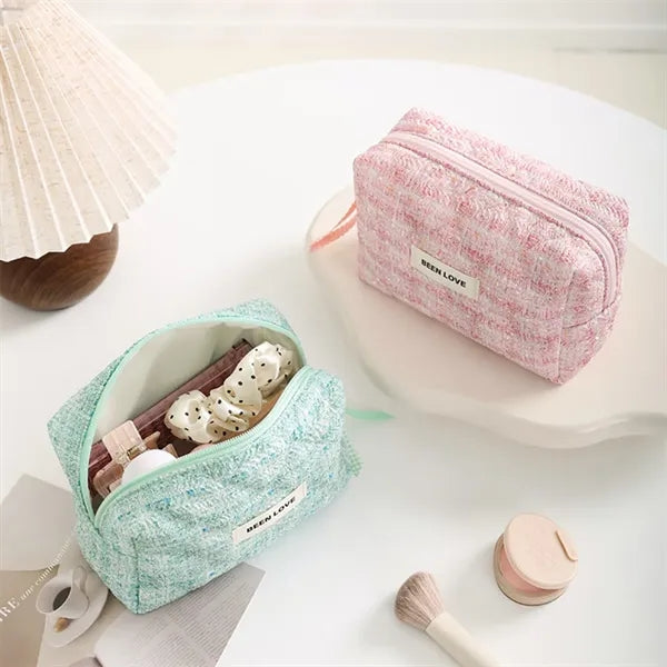 Fashionable Custom Logo Makeup Organizer Cosmetic Bag