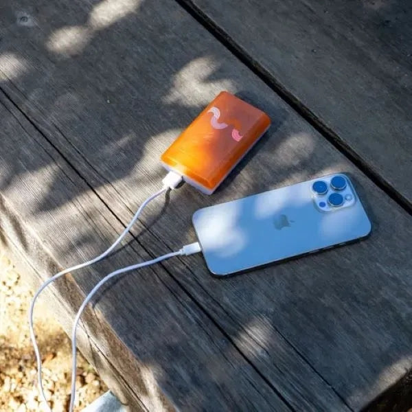 GOMI TRANSLUCENT PORTABLE CHARGER