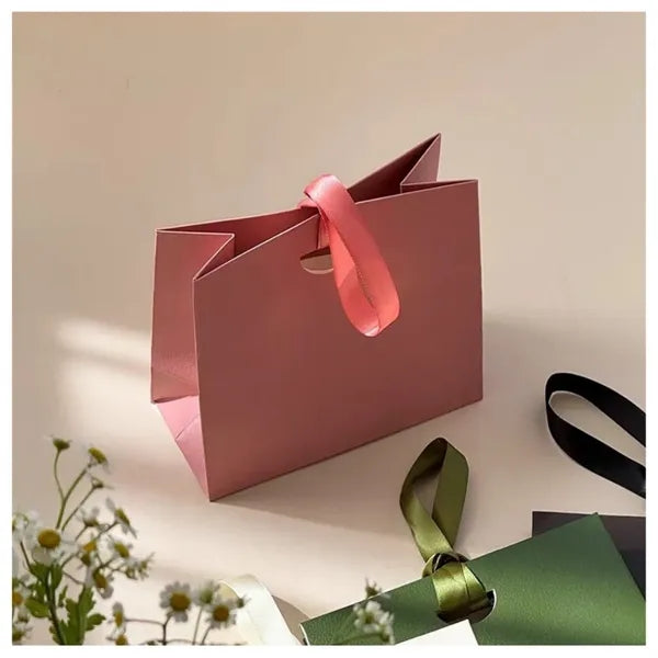Party Favors Paper Gift Bag