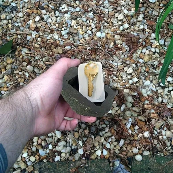 Outdoor Fake Rock Key Hider Safe