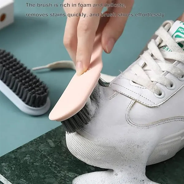 Household cleaning brushes