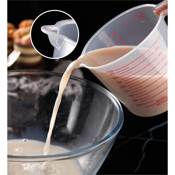 Plastic Measuring Cup