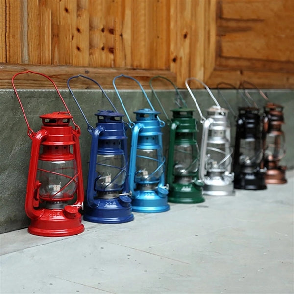 Retro Outdoor Camping Oil Burning Lantern