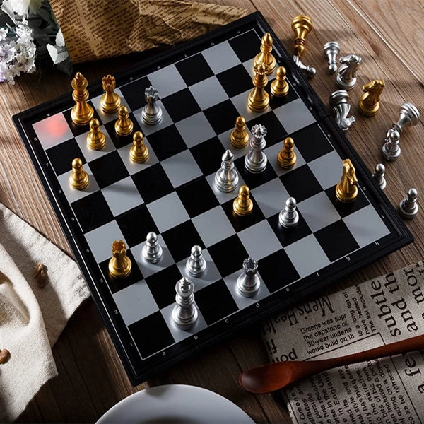 Magnetic Folding Chess Set