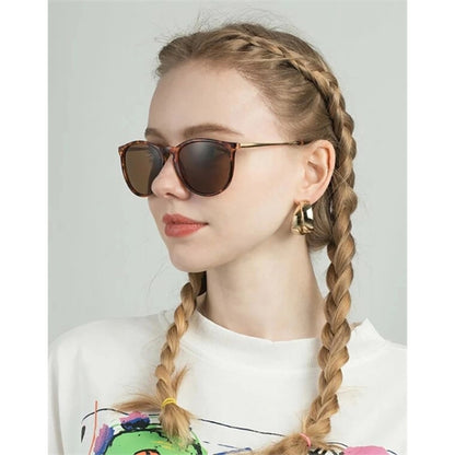Vintage Round Sunglasses with Case