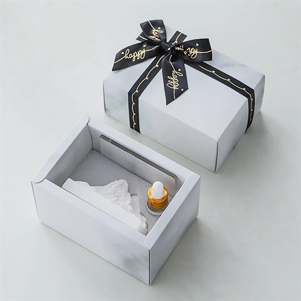 Reed Diffuser Essential Oil Set Decorated With Fragrance