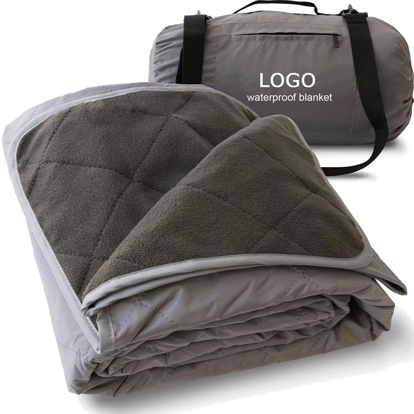 Insulated Windproof Waterproof Blanket