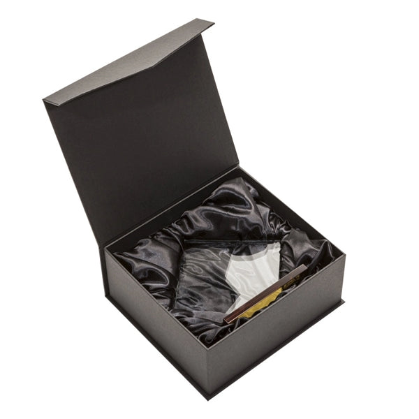 Wellington Award - White
