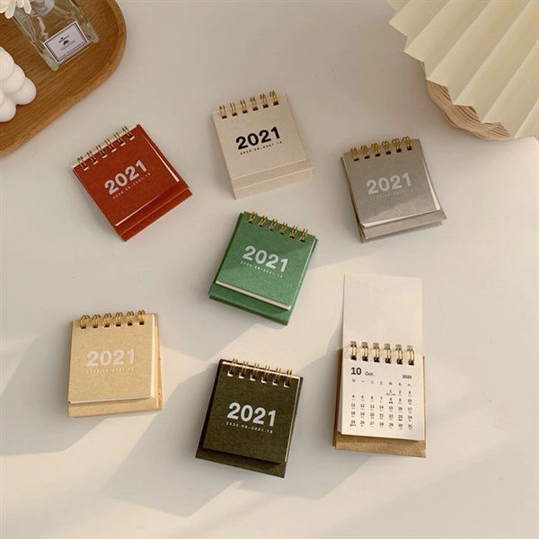 Kraft Paper Mini Desk Calendar