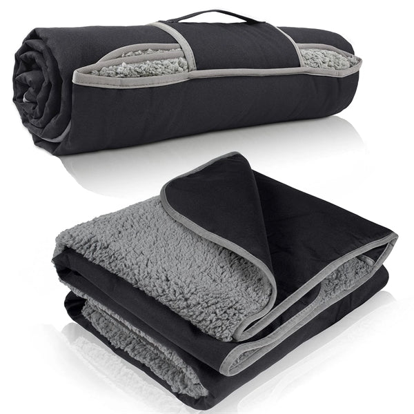 Waterproof Outdoor Blanket with Sherpa Lining