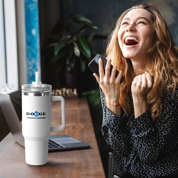 The Hippo Mug & Straw Lid with Twist Closure - 40 oz