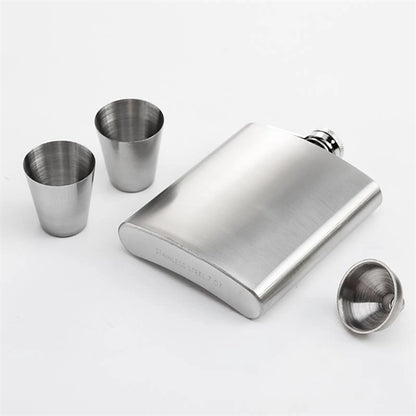 Custom Portable Pocket Whiskey Flagon Gift Set