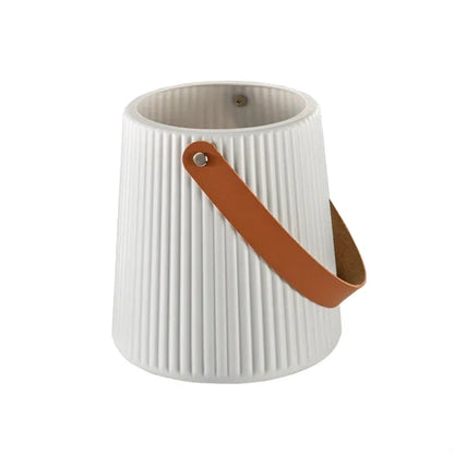 Gridded ice bucket