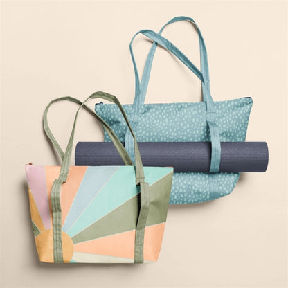 WEEKENDER YOGA TOTE - 4CP POLY