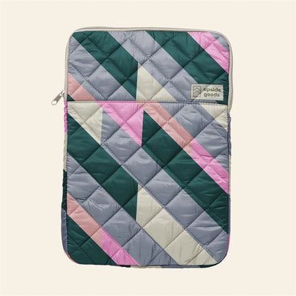 PORTRAIT LAPTOP SLEEVES - PUFF