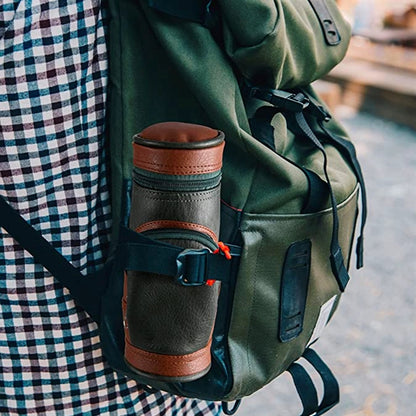 Golf Bag With Cigar Cutter And Humidifier