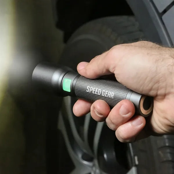 reNew Zoom Rechargeable Flashlight With Case