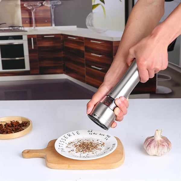 Adjustable Coarse and Fine Sea Salt Pepper Grinder