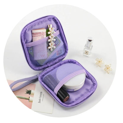 Mini headphone storage bag