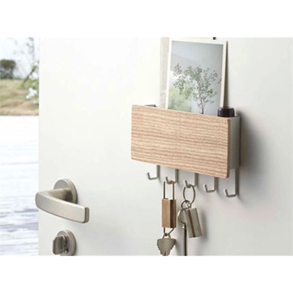 Wall mounted key holder