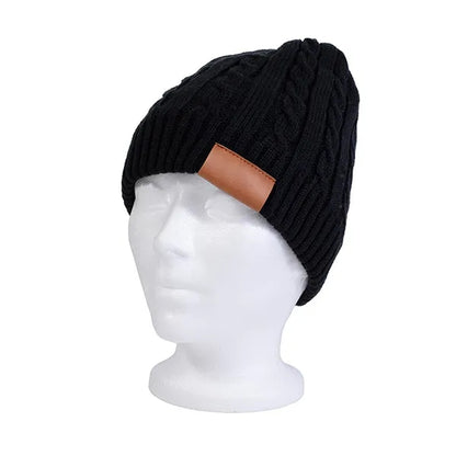 THE COZY Cable Knit Beanie With Fluffy Soft Lining