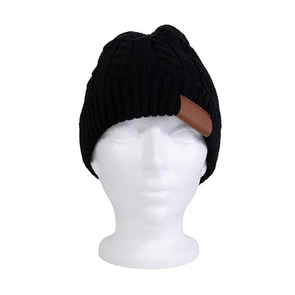 THE COZY Cable Knit Beanie With Fluffy Soft Lining