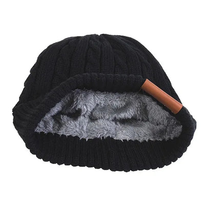 THE COZY Cable Knit Beanie With Fluffy Soft Lining