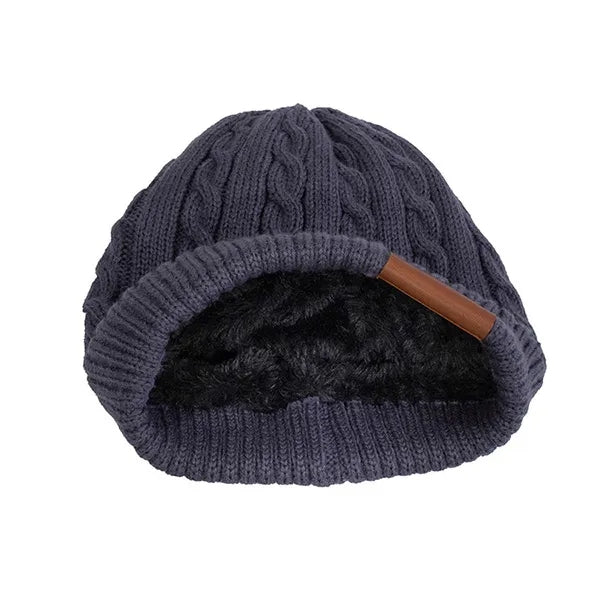 THE COZY Cable Knit Beanie With Fluffy Soft Lining