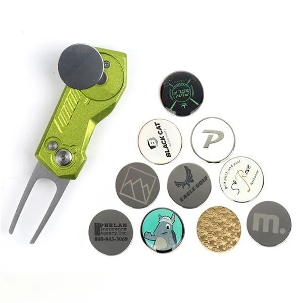 Golf divot repair tool