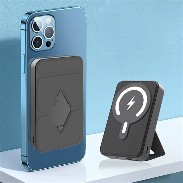 10,000 mAh Magnetic Wireless Power Bank with Folding Stand
