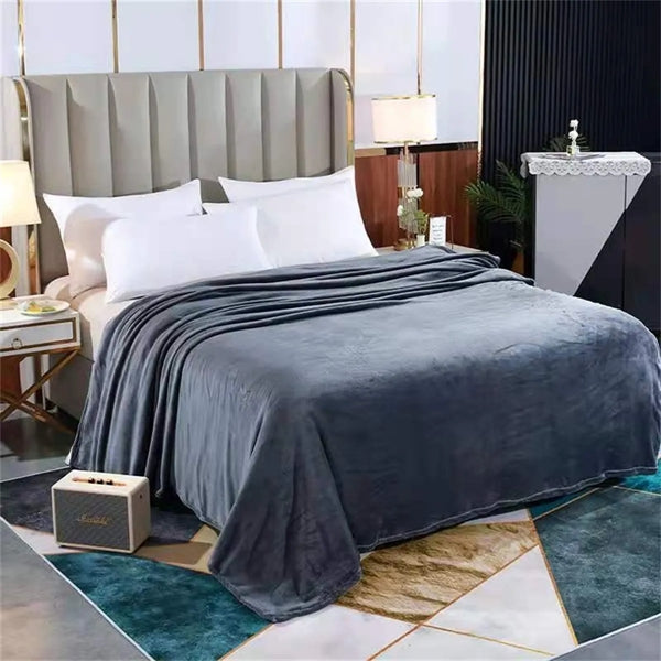Soft Lightweight Microfiber Flannel Blankets