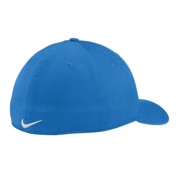 Nike Dri-FIT Classic 99 Cap.