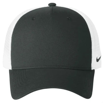 Nike Snapback Mesh Trucker Cap