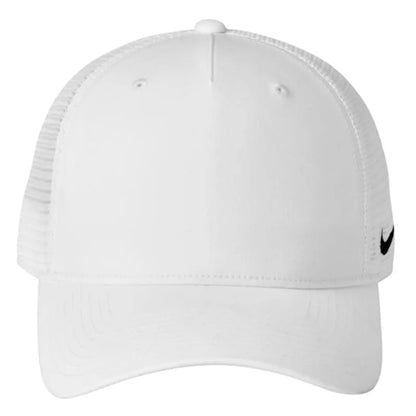 Nike Snapback Mesh Trucker Cap