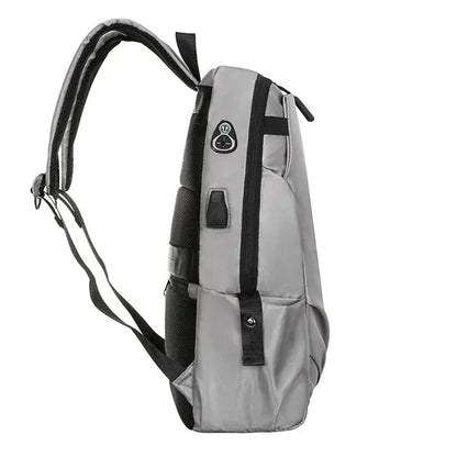 15.6in Large Capacity Functional Backpack Charging Port