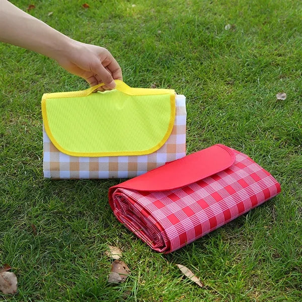 Outdoor Folding Waterproof Blanket