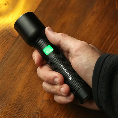reNew Extreme Rechargeable Zoom Metal Flashlight