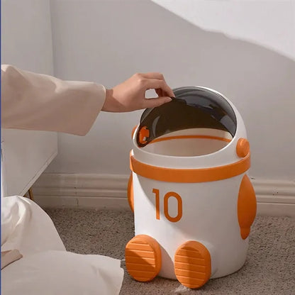 Spaceman Design Plastic Trash Can