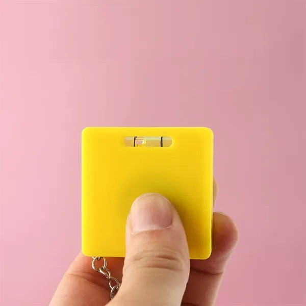 Compact Retractable Tape Measure with Level