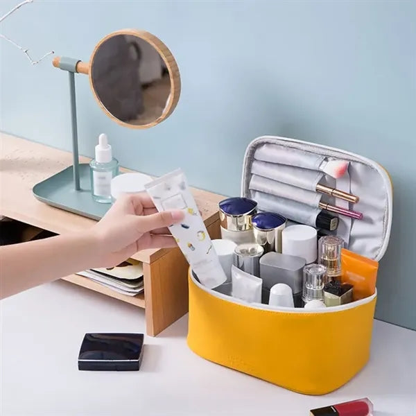 PU Handheld Makeup Bag