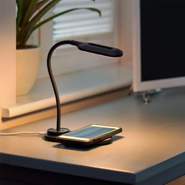 10W Eye Protection Wireless Charging LED Desk Lamp Lighting