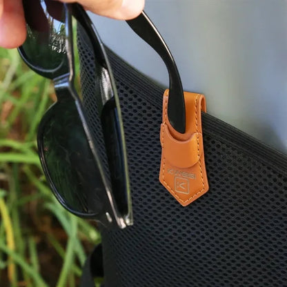 Clippin' Glasses Holder