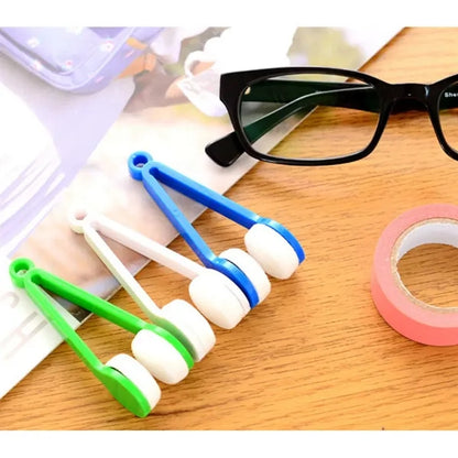 Portable practical double-sided eyeglasses cleaning brush