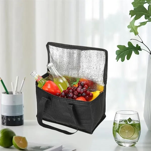 Thickened enlarged portable refrigerated insulation bag