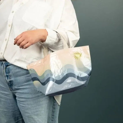 DUMPLING TOTE - LAMINATED NON-WOVEN RPET