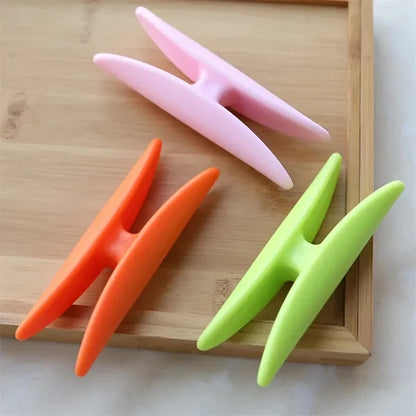 Anti-Pinch Portable Carrier