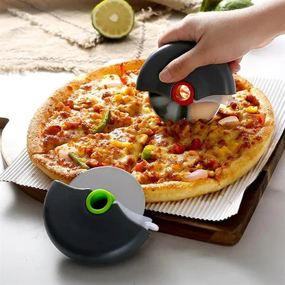 Pizza Cutter With Cover