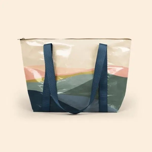WEEKENDER - LAMINATED NON-WOVEN RPET